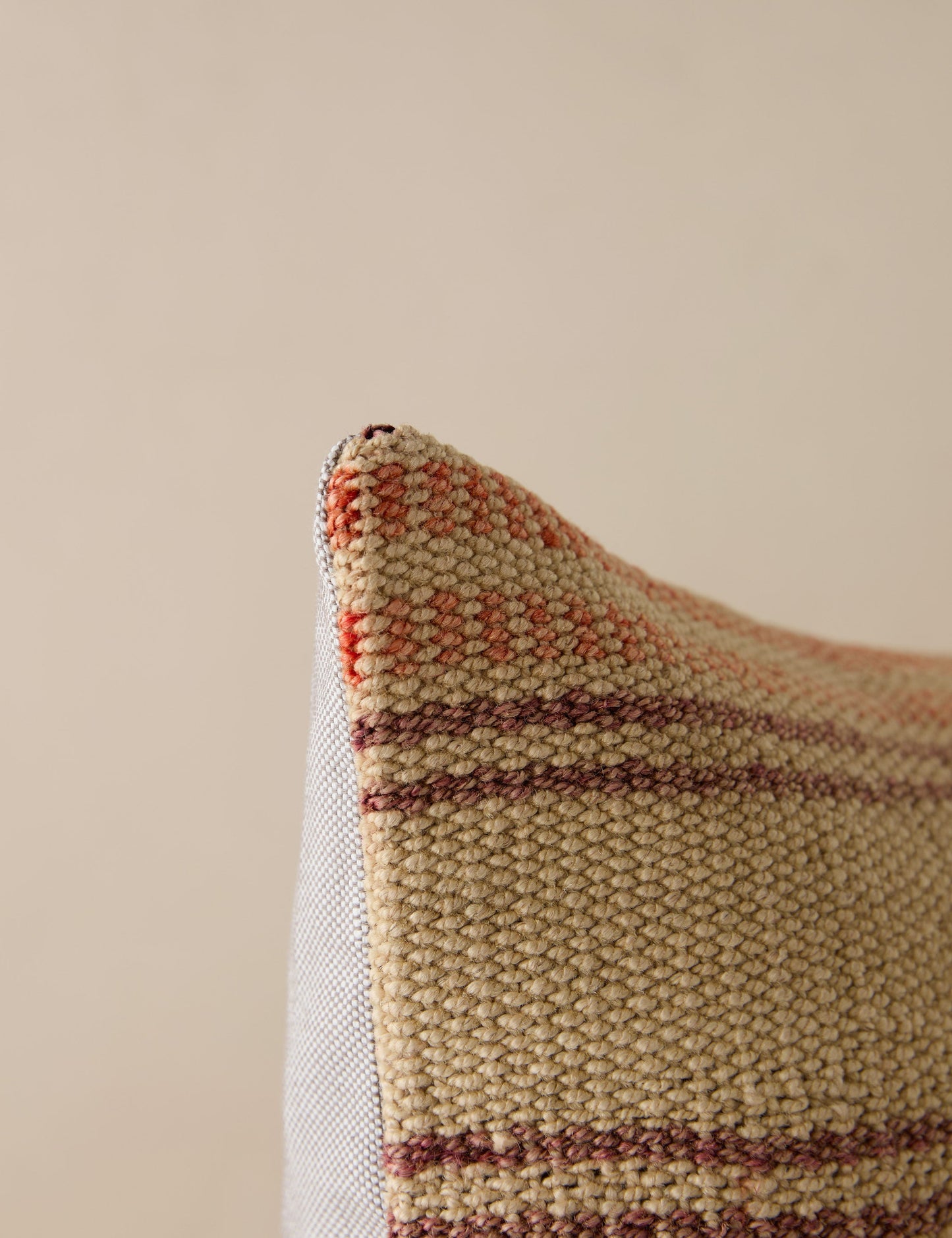 Coussin vintage n° 104, 20 x 20