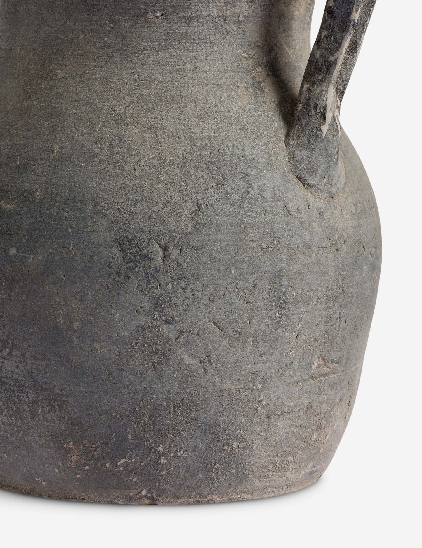 Pichet en terre cuite Rialto par Button Atelier x Co.House Designs