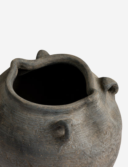 Vase Wagon Road par Button Atelier x Co.House Designs