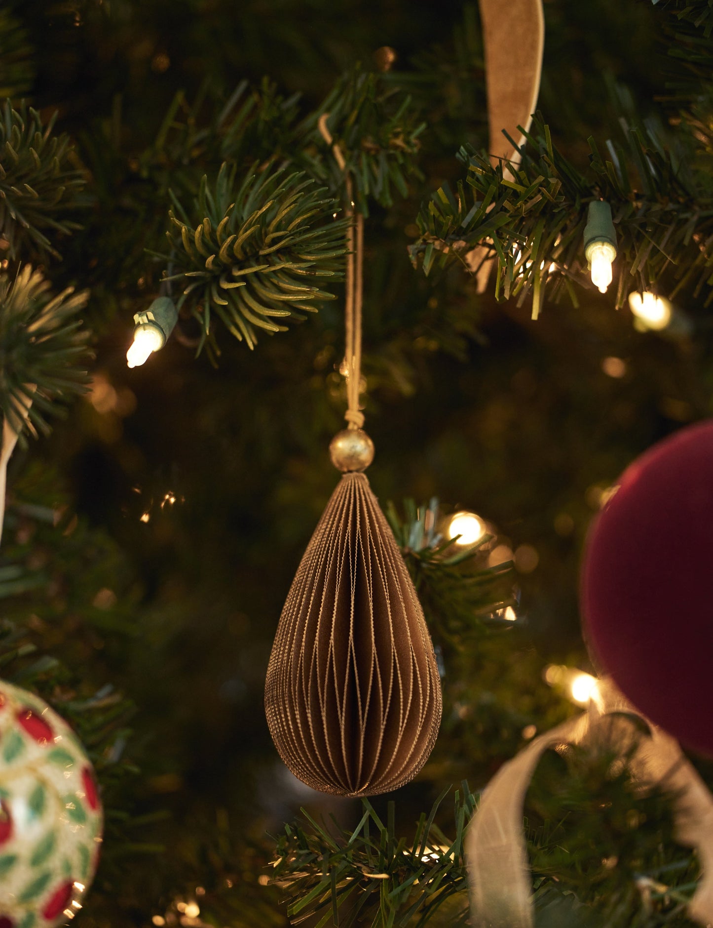 Décorations en papier Revel (lot de 4)