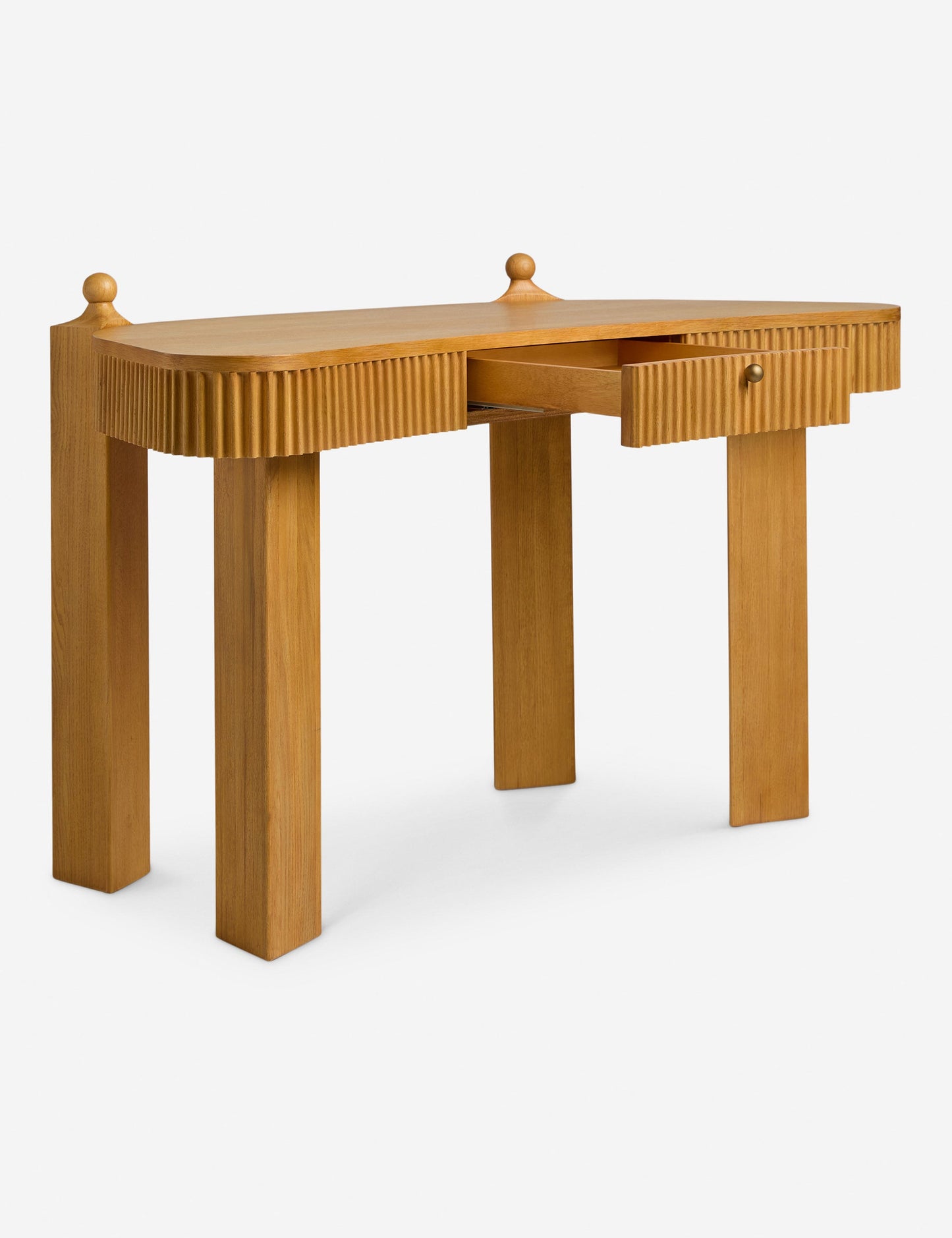 Bureau Arnie par Sarah Sherman Samuel