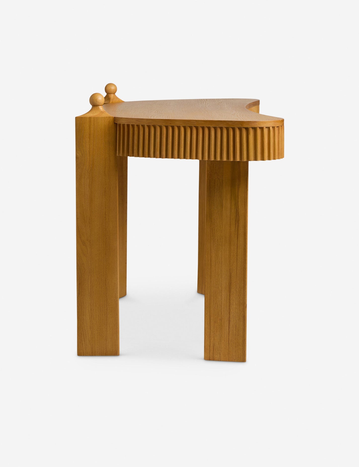 Bureau Arnie par Sarah Sherman Samuel