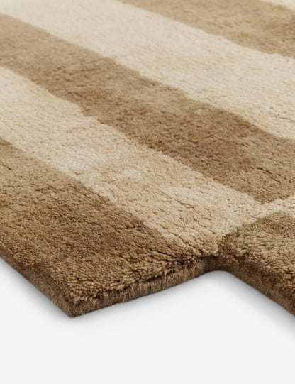 Tapis en laine noué à la main Askel par Sarah Sherman Samuel