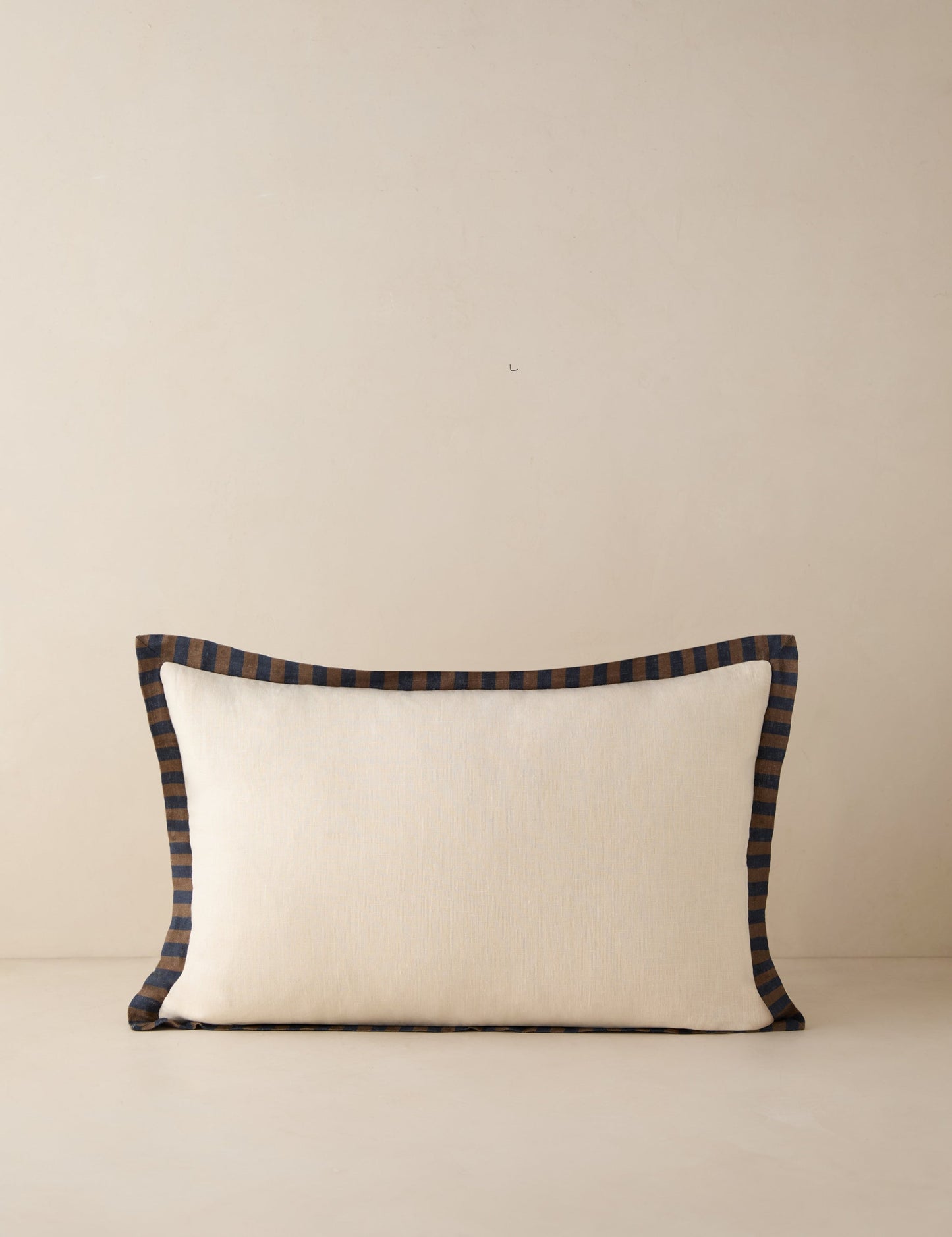 Oreiller Rajaa par Sarah Sherman Samuel