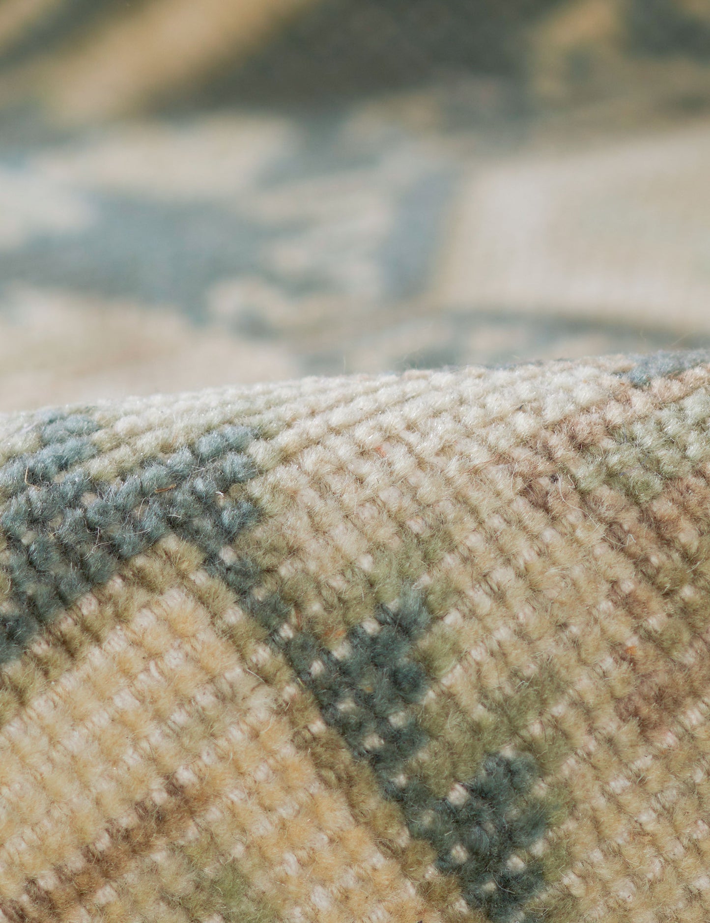 Tapis en laine noué à la main Isandro