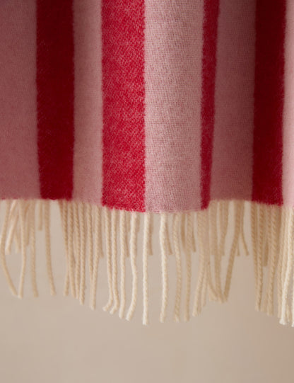 Jeté en papier d'emballage de bonbons par Maison Deux