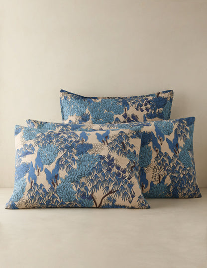 Housse de coussin Garden Walk en lin et coton par Sarah Sherman Samuel