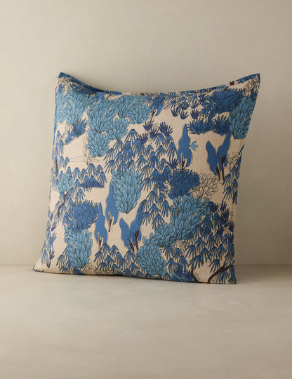Housse de coussin Garden Walk en lin et coton par Sarah Sherman Samuel