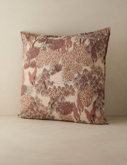 Housse de coussin Garden Walk en lin et coton par Sarah Sherman Samuel