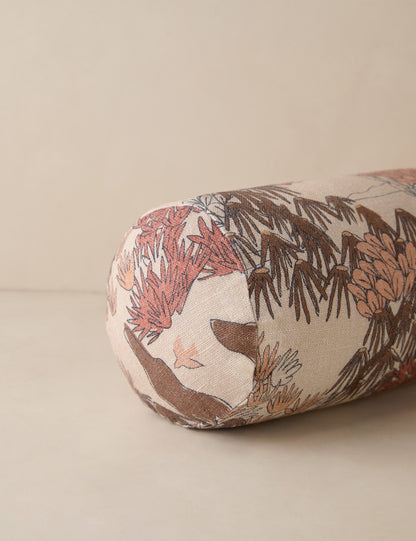 Coussin en lin Garden Walk par Sarah Sherman Samuel