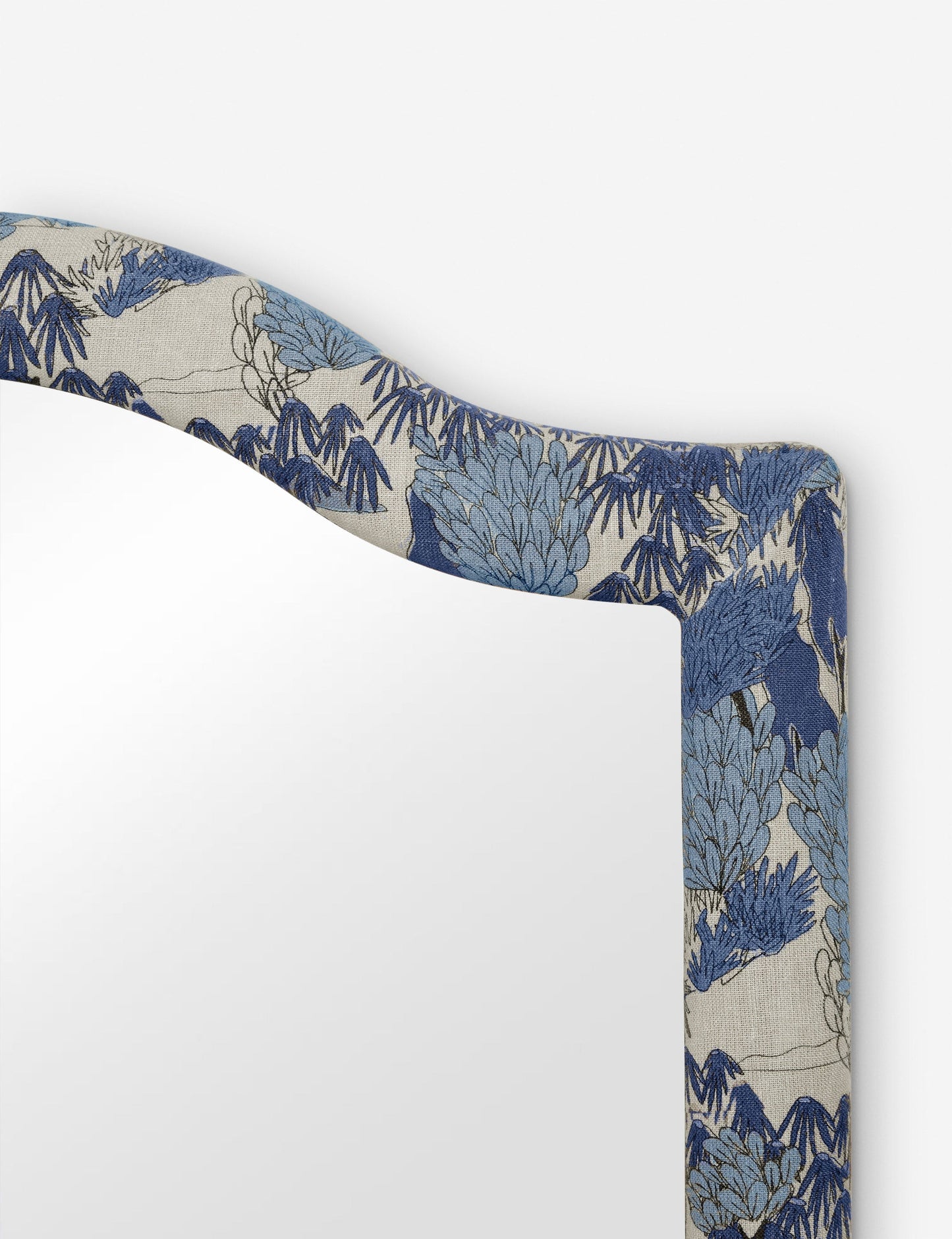 Miroir de cheminée rembourré Garden Walk par Sarah Sherman Samuel