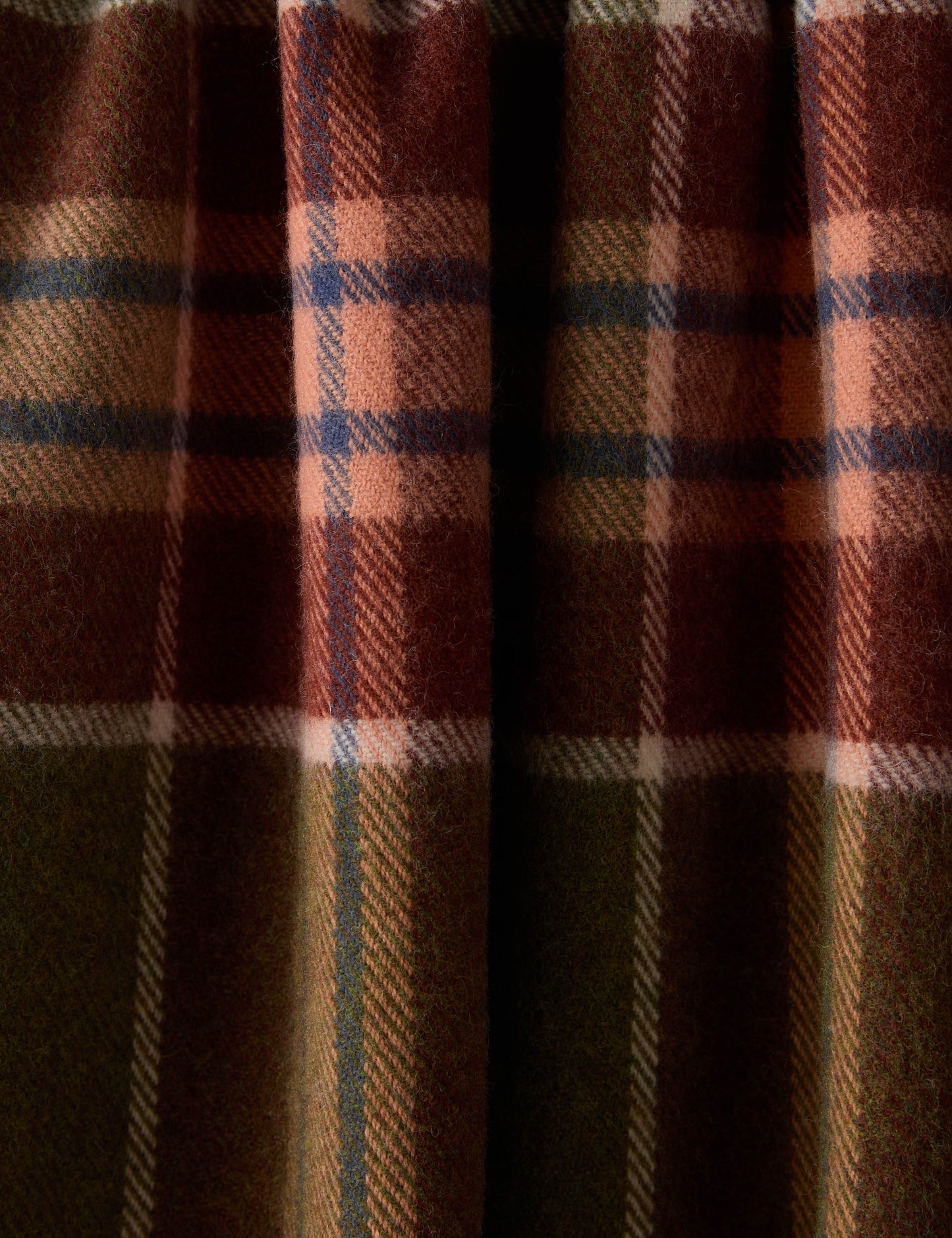 Jeté en laine d'agneau Holm