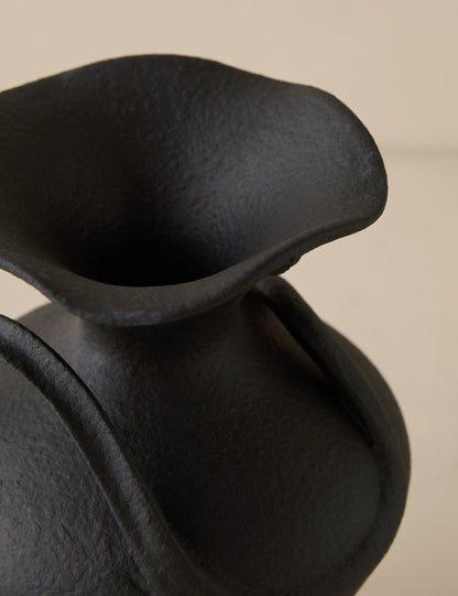 Vase Karme par Sarah Sherman Samuel