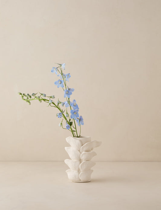 Vase Kukan par Sarah Sherman Samuel