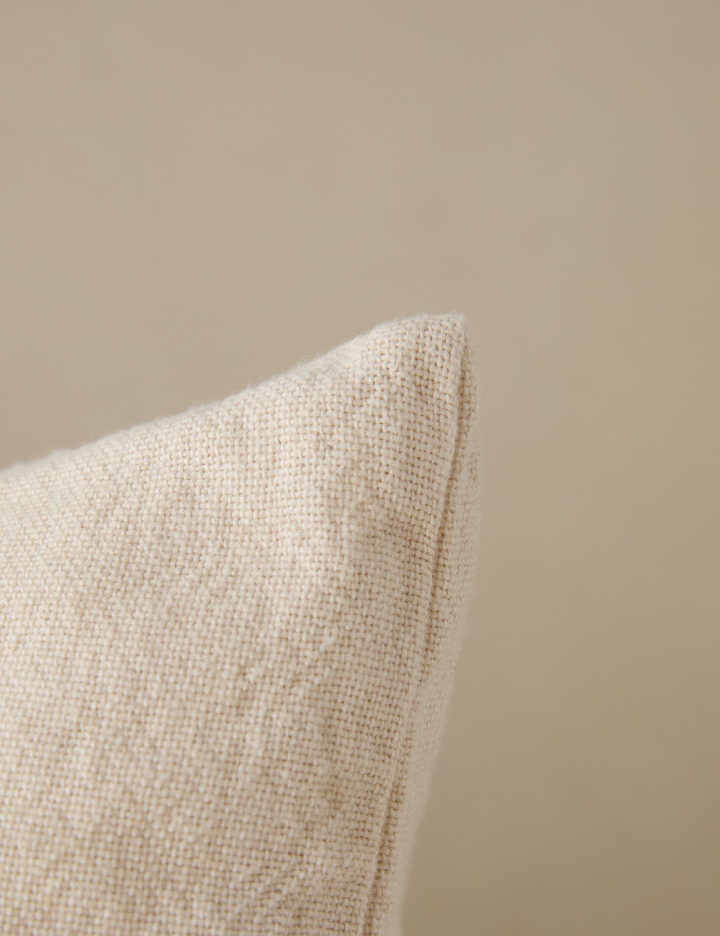 Taies d'oreiller en lin et coton Narsi (lot de 2) par Sarah Sherman Samuel