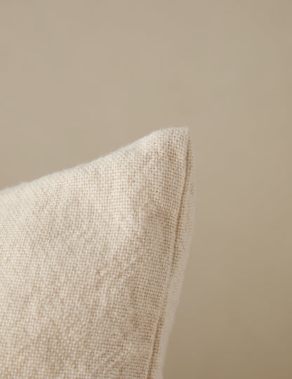 Taies d'oreiller en lin et coton Narsi (lot de 2) par Sarah Sherman Samuel