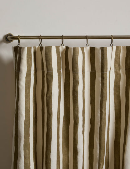 Panneau de rideau en lin à rayures picturales par Sarah Sherman Samuel