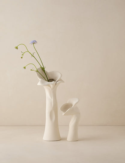 Vases sculpturaux Pari (ensemble de 2) par Sarah Sherman Samuel