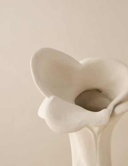 Vases sculpturaux Pari (ensemble de 2) par Sarah Sherman Samuel