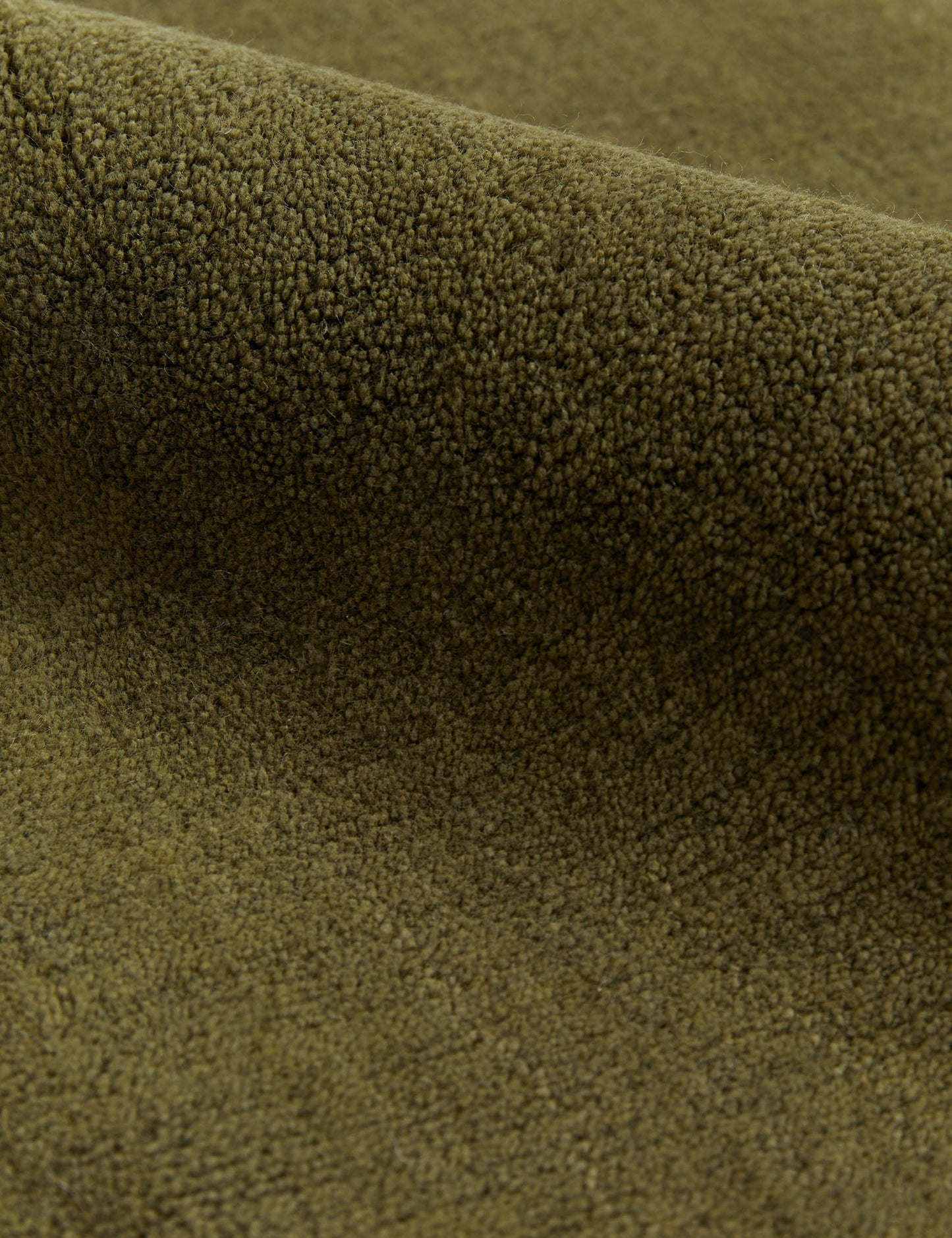 Échantillon de tapis en viscose tissé à la main Rajaa, olive foncé par Sarah Sherman Samuel 12 x 12