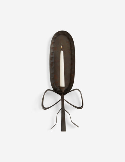 Applique à bougie en ruban par Sarah Sherman Samuel