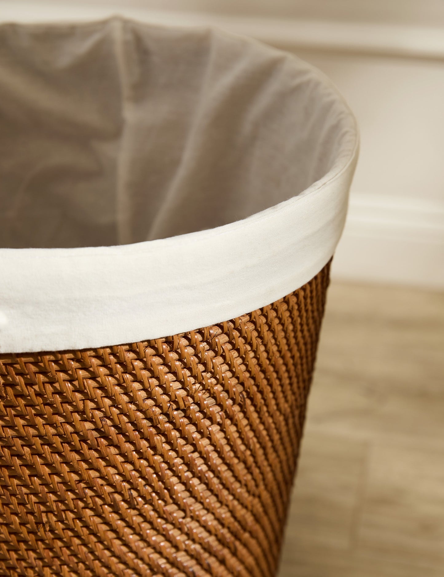 Panier à couvercle en rotin Tyna