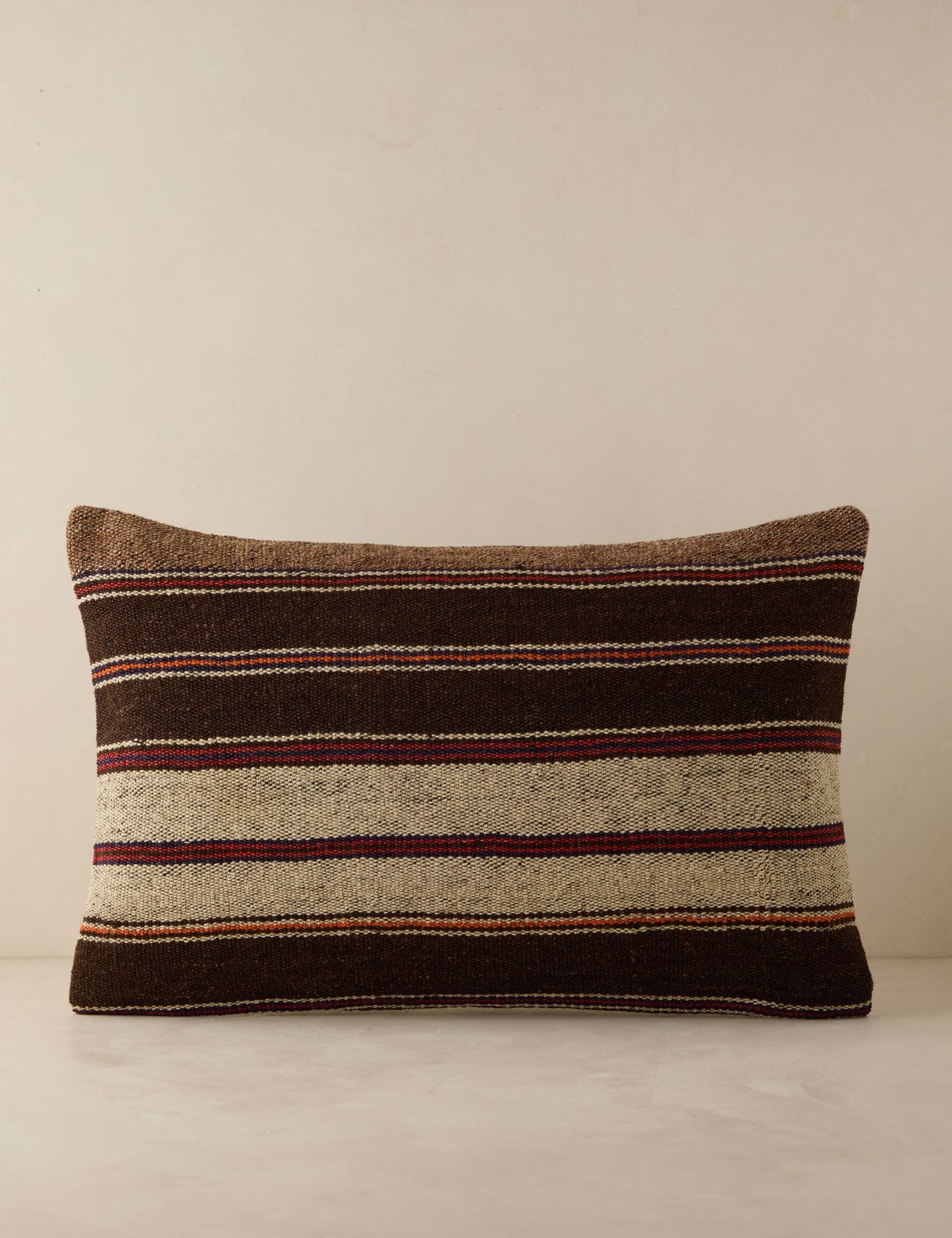 Coussin lombaire vintage n° 220, 16 x 24