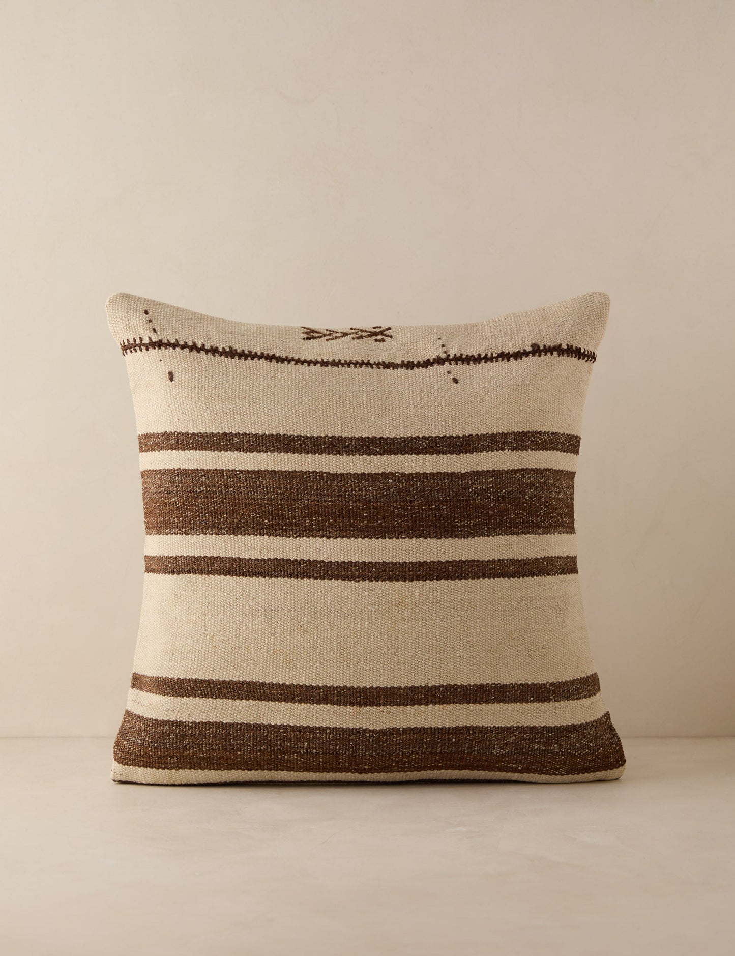 Coussin vintage n° 107, 20 x 20