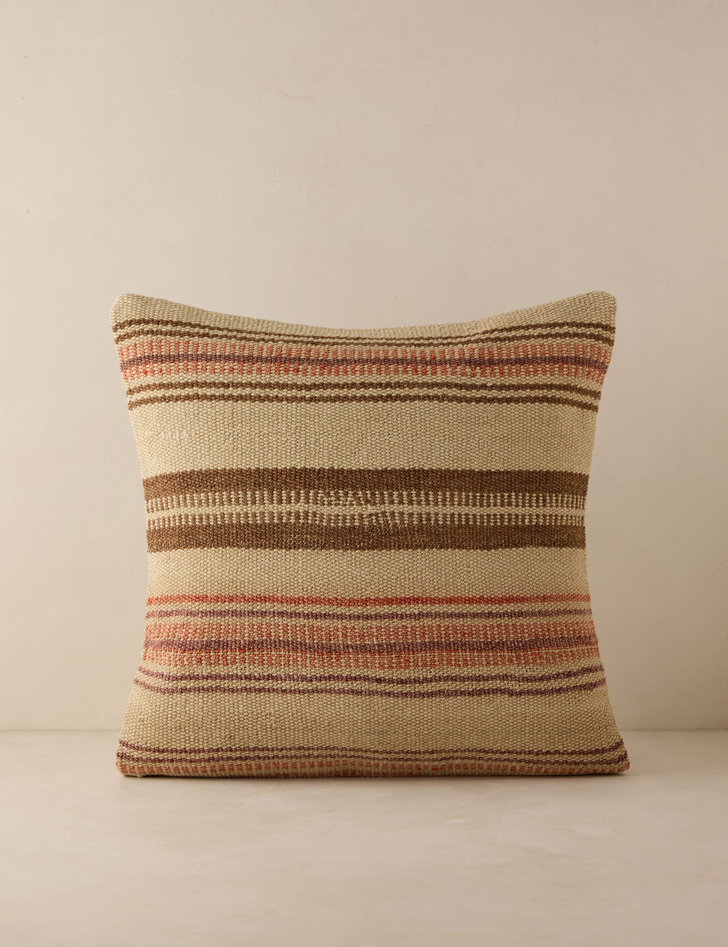 Coussin vintage n° 108, 20 x 20