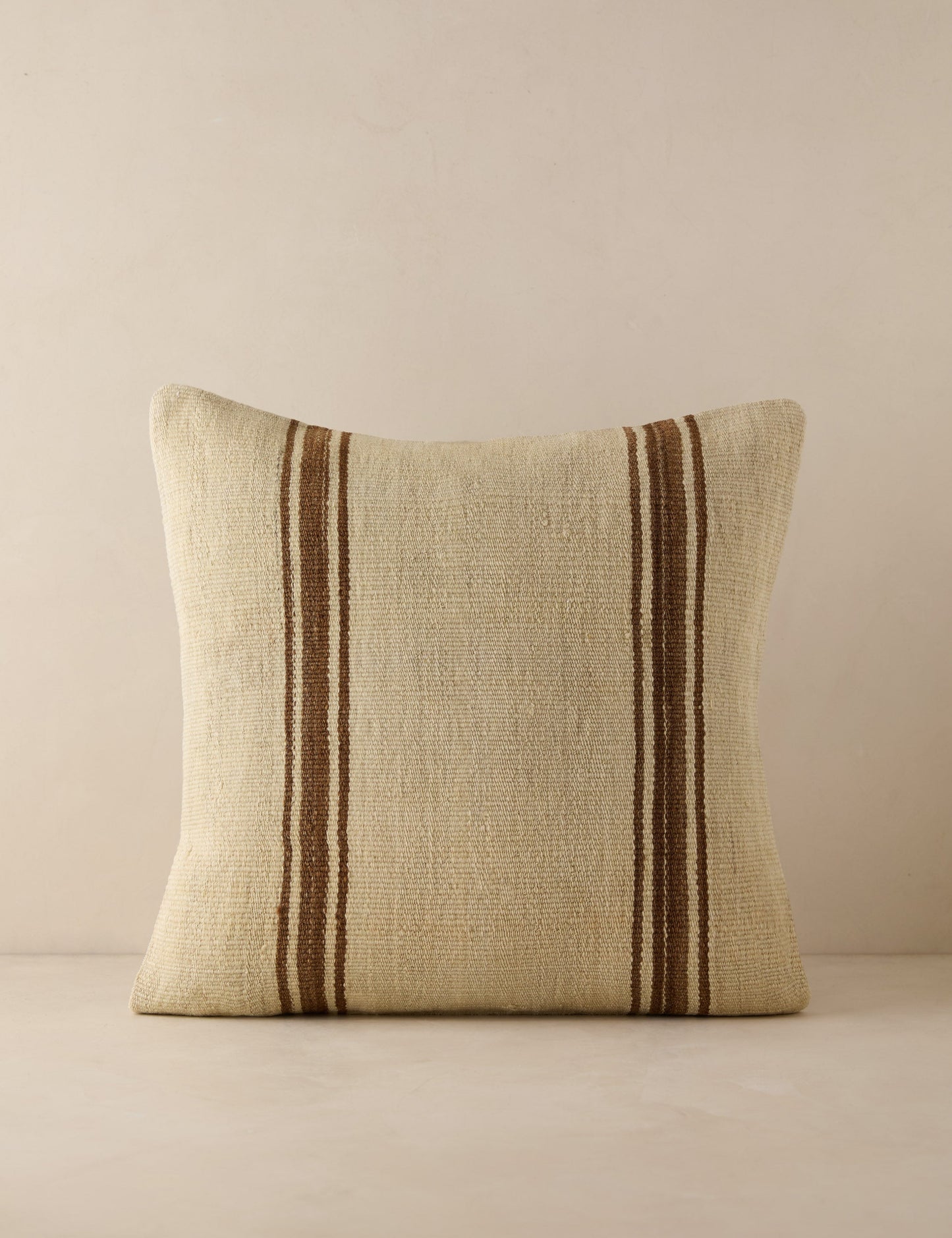 Coussin vintage n° 110, 20 x 20