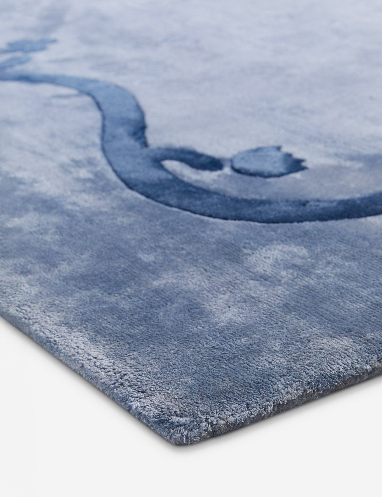 Tapis tissé à la main Vinyet par Sarah Sherman Samuel