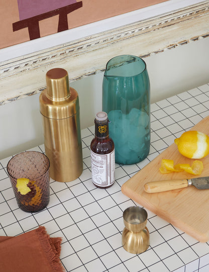 Jigger simple par Hawkins New York