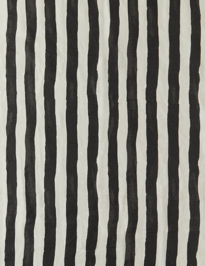 Tissu en lin à rayures picturales par Sarah Sherman Samuel